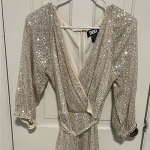 DKNY Size 10 Gold Above the knee Sequin Dress